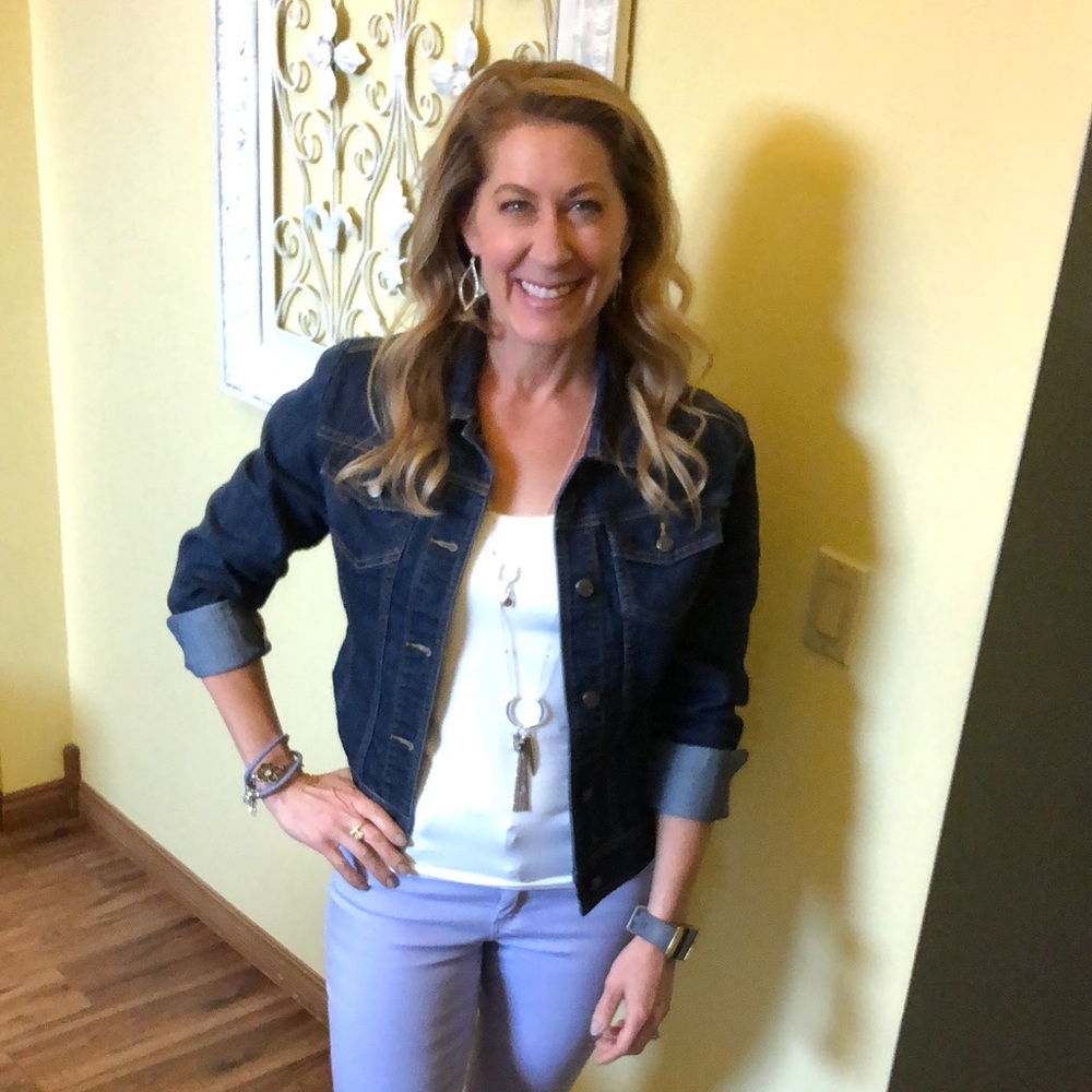 Meet your Posher, Lisa